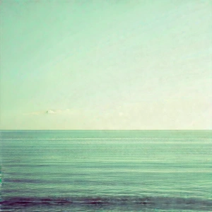 Abstract Vintage Film Photography: Minimalist (design:1.17) With Horizon Line With Vast Ocean