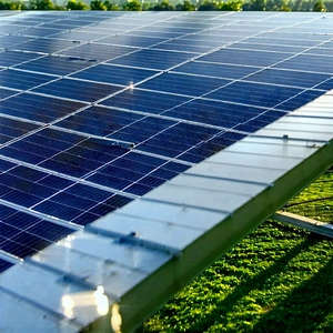Tech Tilt-shift Photography: Innovative Renewable Energy Design With Large Solar